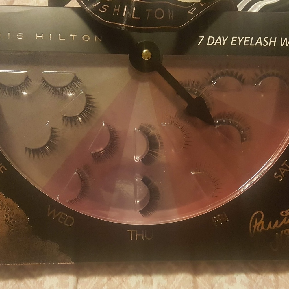 Paris Hilton Eyelashes